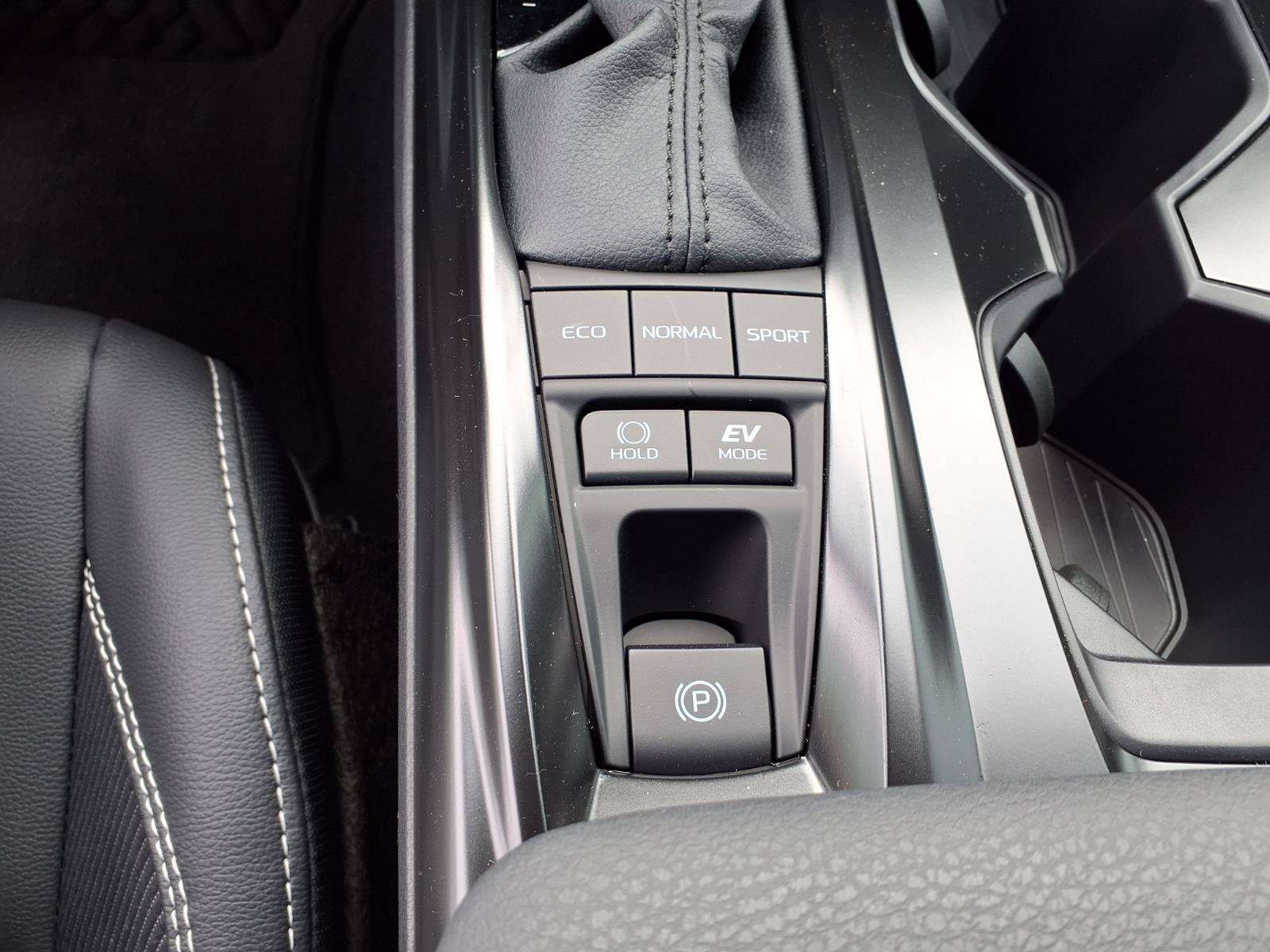 New 2026 Toyota Camry SE w/ Convenience Package FWD image 17
