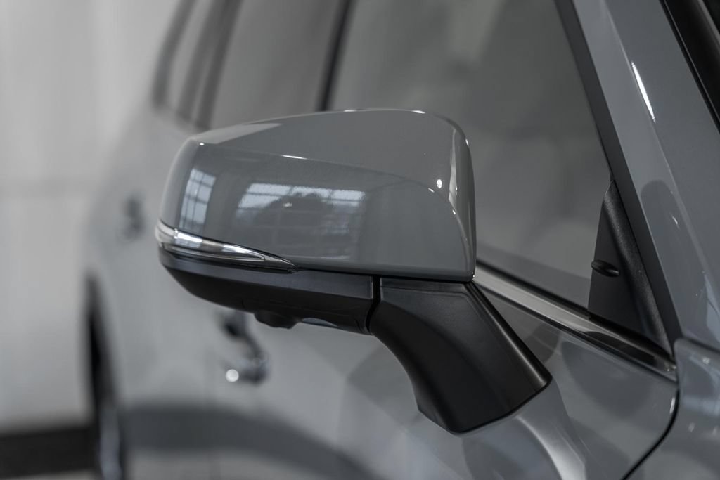 New 2026 Toyota Grand Highlander AWD Hybrid image 14