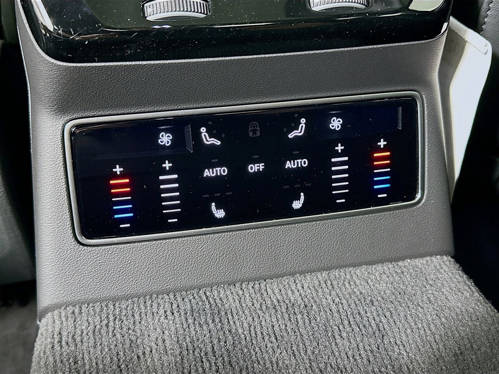 New 2026 Audi A6 Premium Plus AWD/4WD image 37