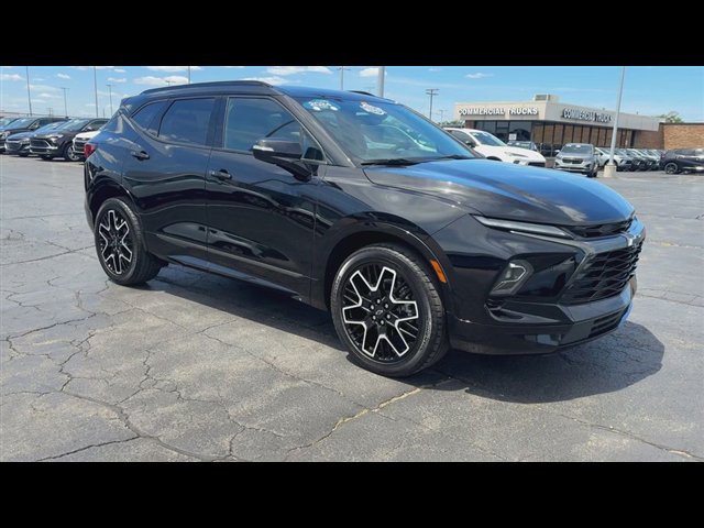 Used 2024 Chevrolet Blazer RS w/ LPO, Floor Liner Package AWD/4WD image 2