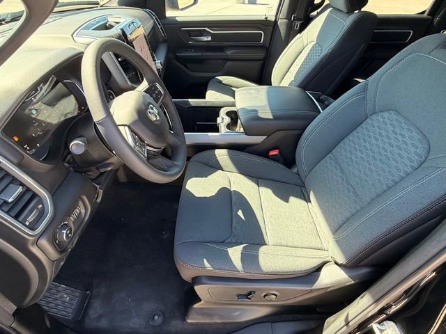 Used 2025 RAM 1500 Big Horn AWD/4WD image 13