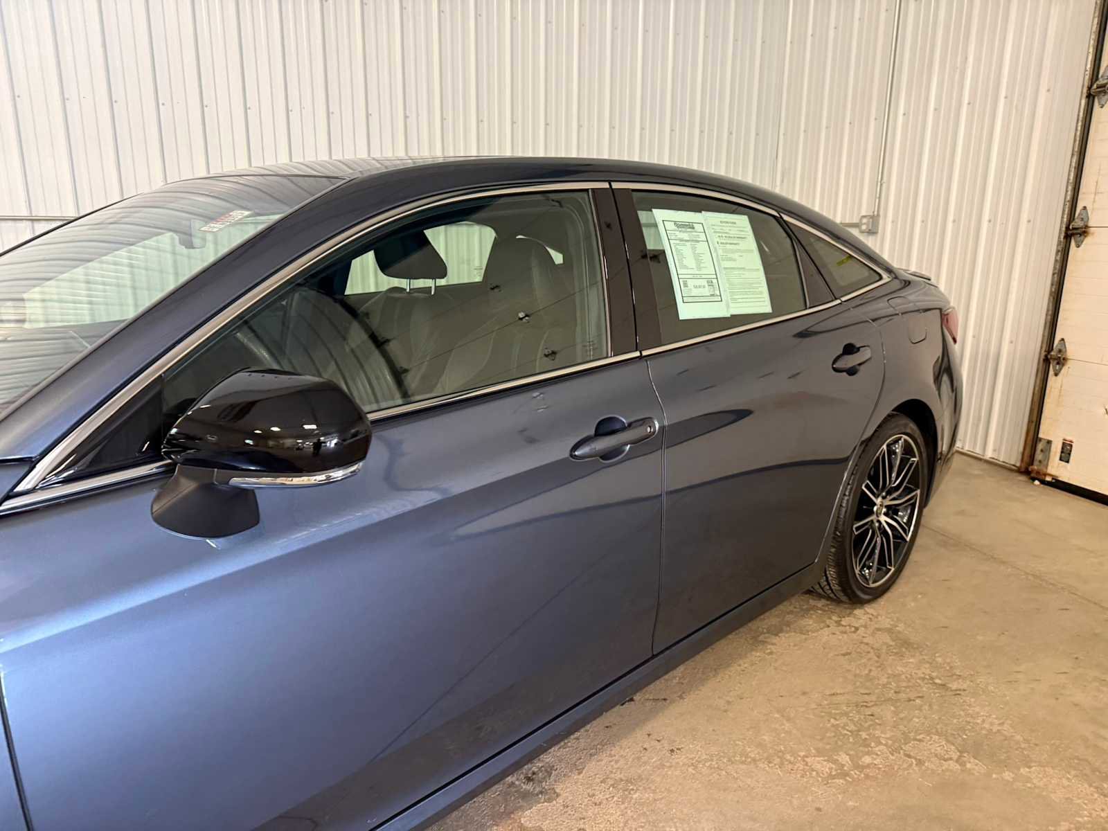 Certified 2021 Toyota Avalon Touring w/ Advanced Safety Package FWD image 7