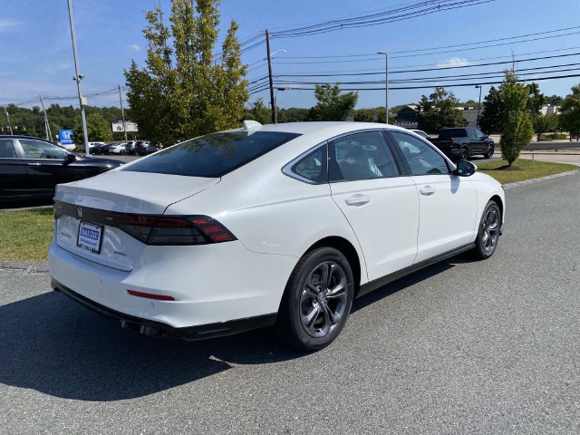 New 2026 Honda Accord EX-L image 3