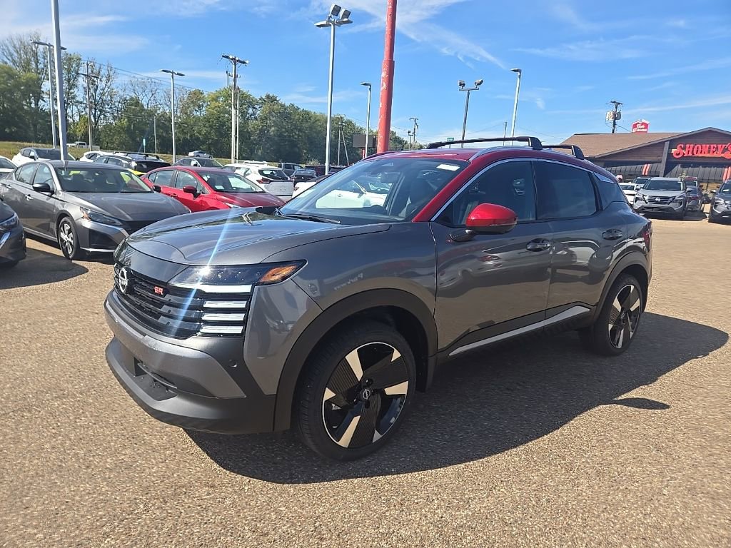 New 2026 Nissan Kicks SR w/ Cold Weather Package image 3