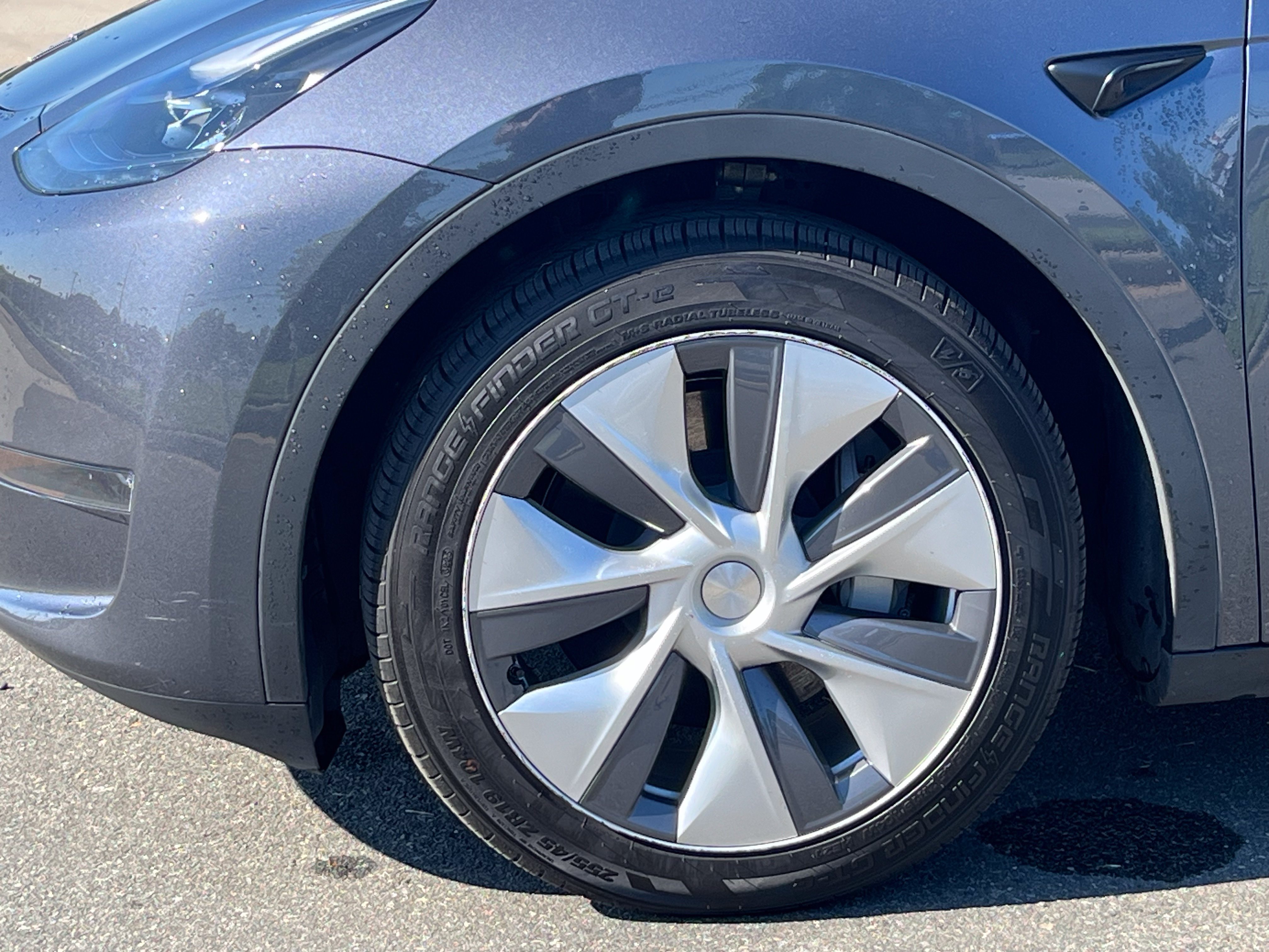 Used 2023 Tesla Model Y Long Range AWD/4WD image 12
