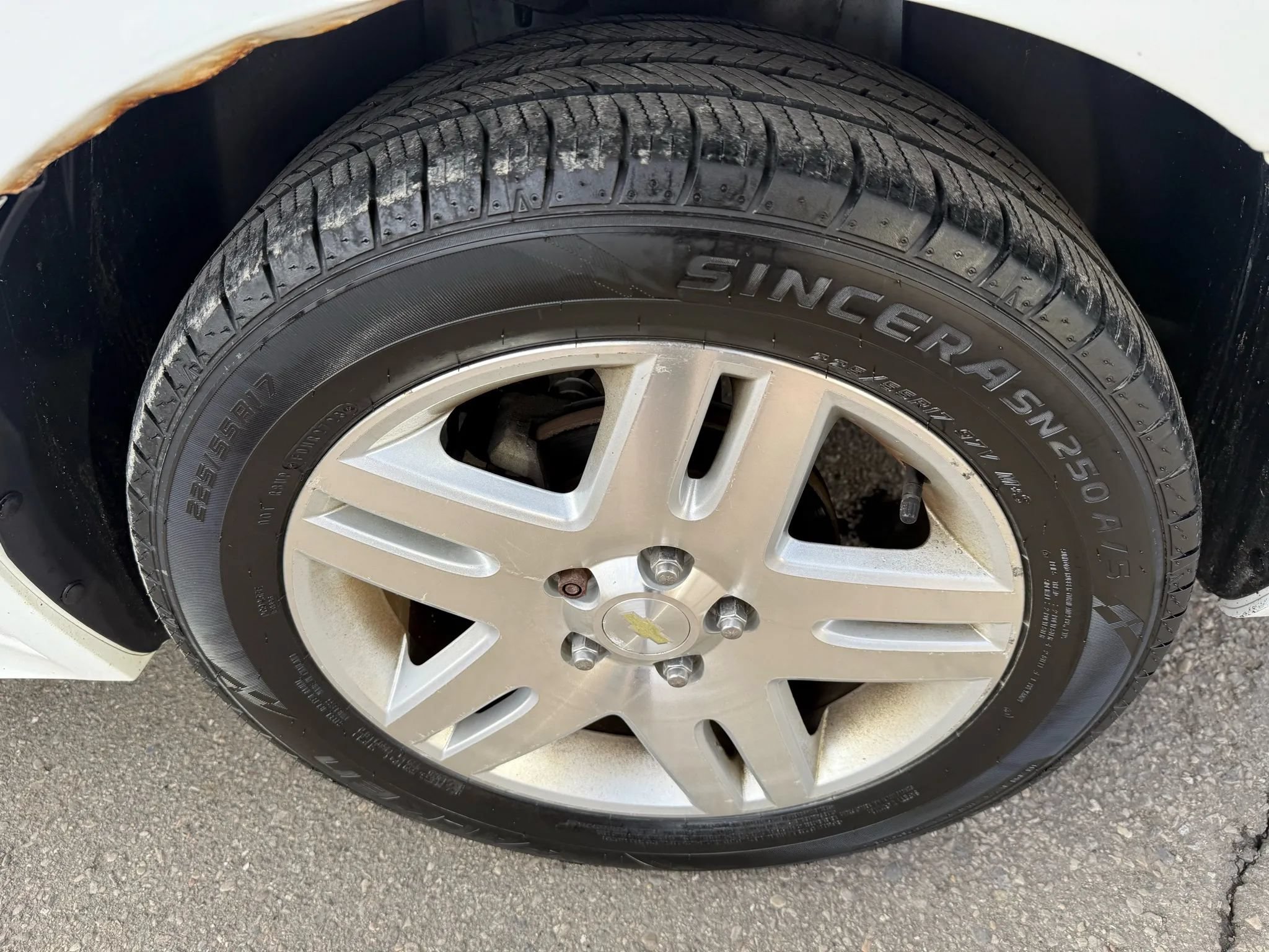 Used 2016 Chevrolet Impala LT FWD image 10
