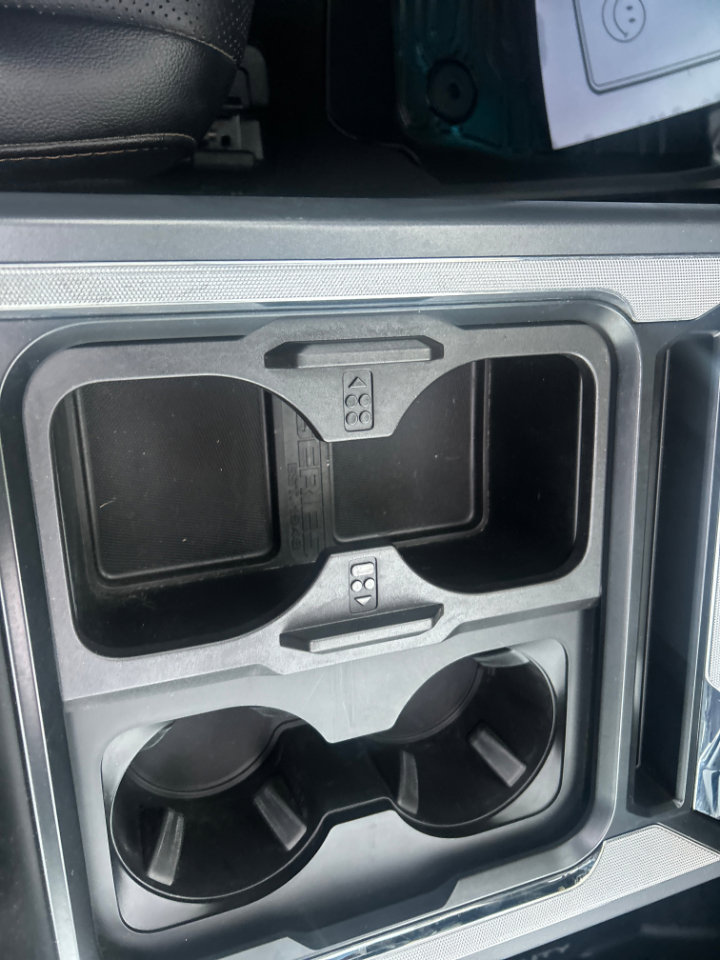 Used 2025 Ford F450 Lariat w/ FX4 Off-Road Package image 14