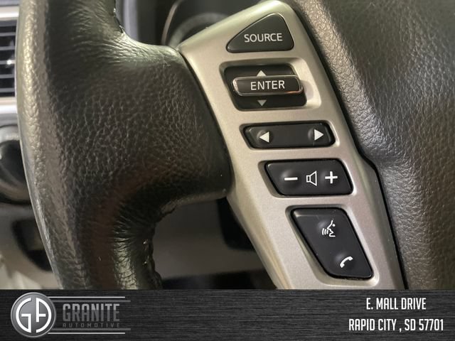 Used 2019 Nissan Titan SV w/ SV Convenience Package AWD/4WD image 31