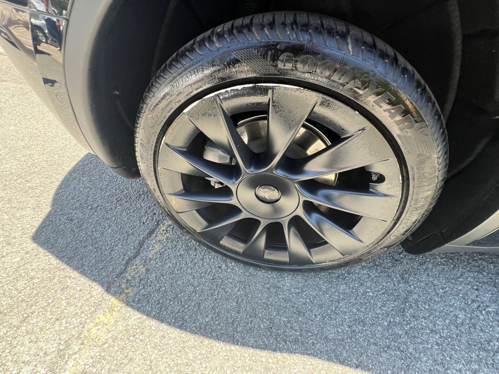 Used 2021 Tesla Model Y Long Range image 32