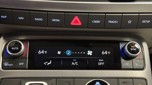 Used 2025 Hyundai Palisade Calligraphy image 18