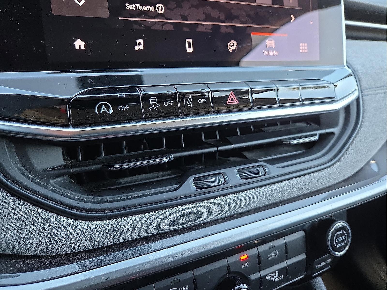 Used 2022 Jeep Compass Latitude image 22