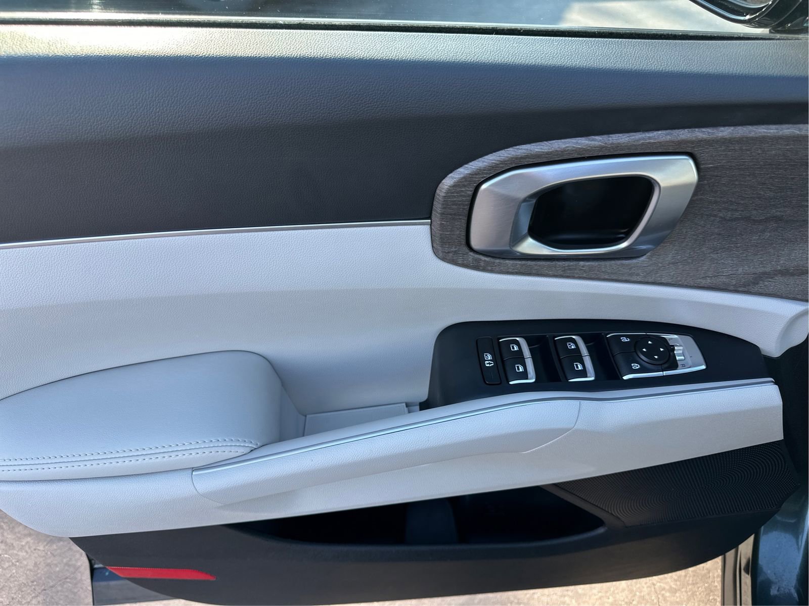 Used 2023 Kia Sorento X-Line EX image 21