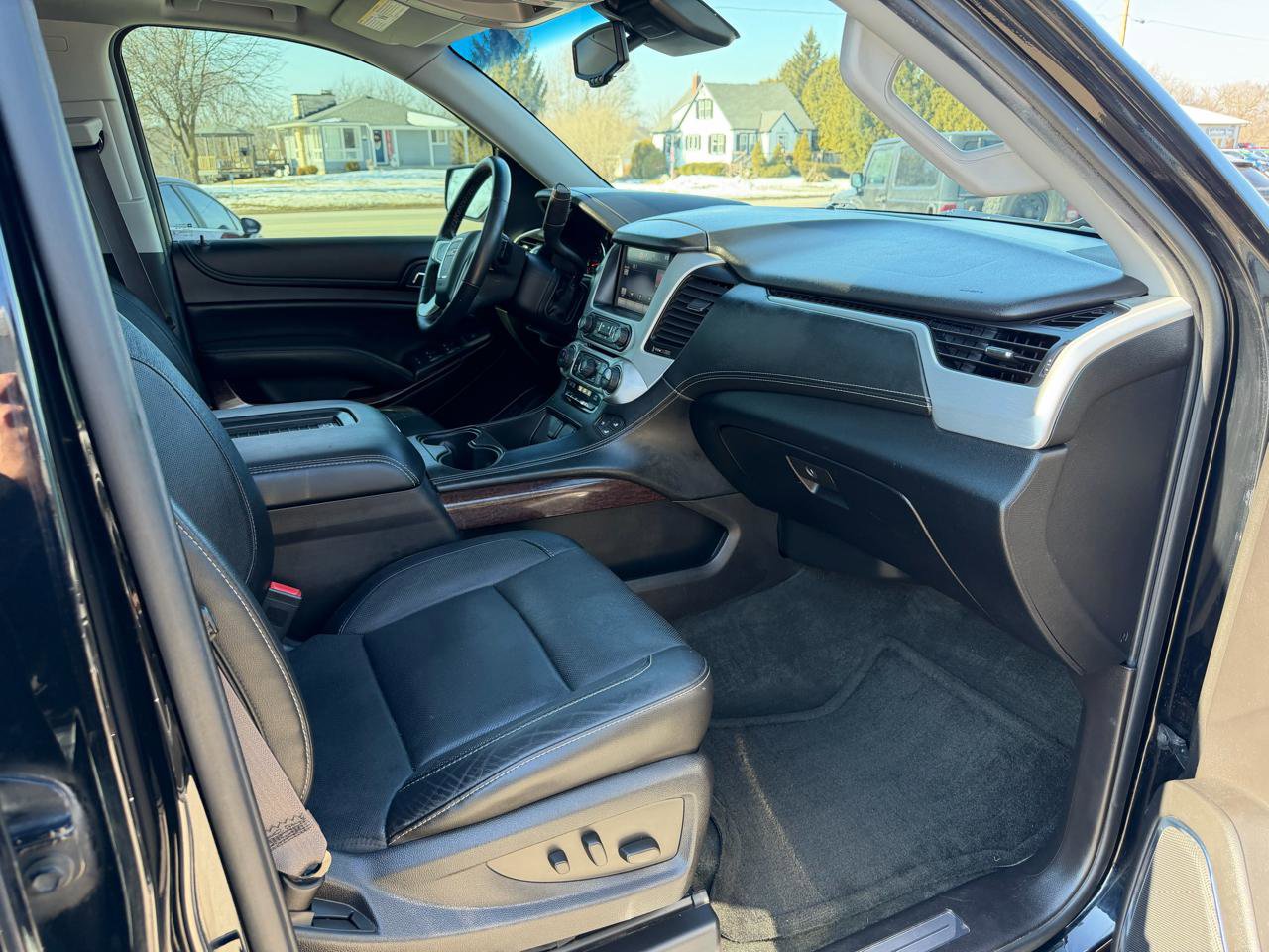 Used 2015 GMC Yukon SLT w/ Open Road Package AWD/4WD image 21