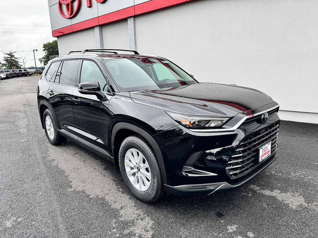New 2026 Toyota Grand Highlander AWD image 4