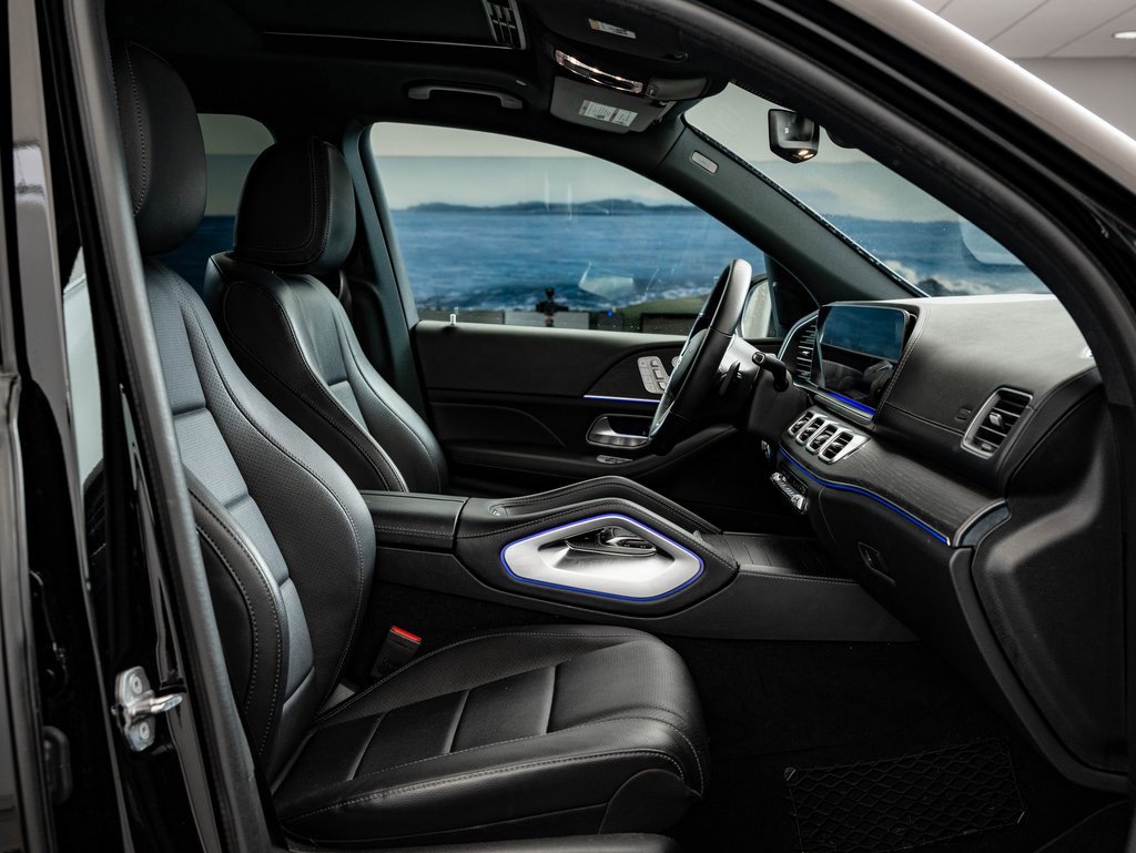 Used 2020 Mercedes-Benz GLS 450 4MATIC image 29