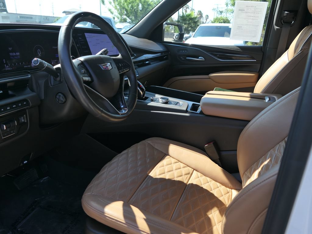 Used 2022 Cadillac Escalade Sport w/ Touring Package AWD/4WD image 11