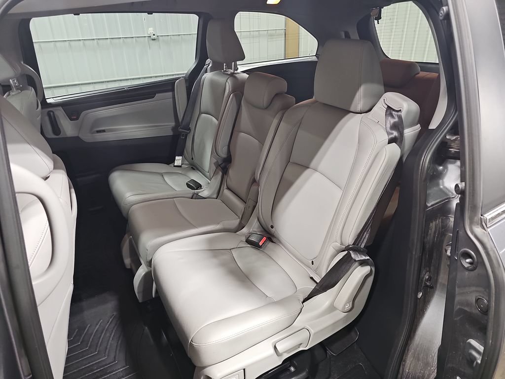 Used 2018 Honda Odyssey EX-L image 14
