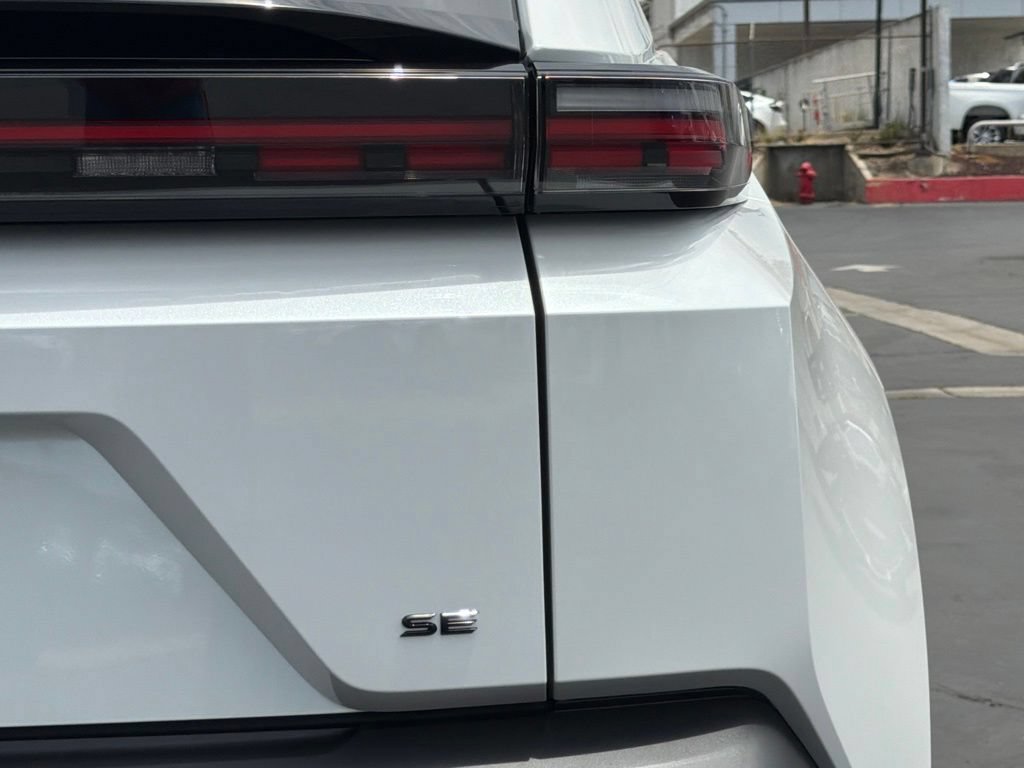 New 2026 Toyota C-HR AWD/4WD image 15
