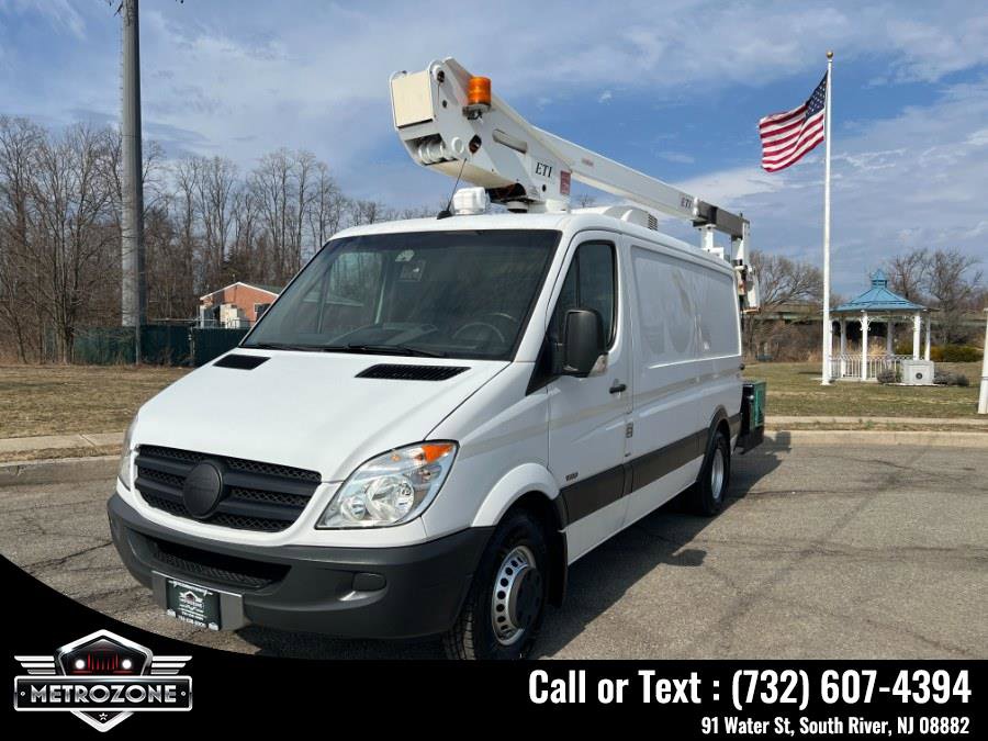 Used 2012 Mercedes-Benz Sprinter 3500 w/ High Idle Fixed Pkg image 4