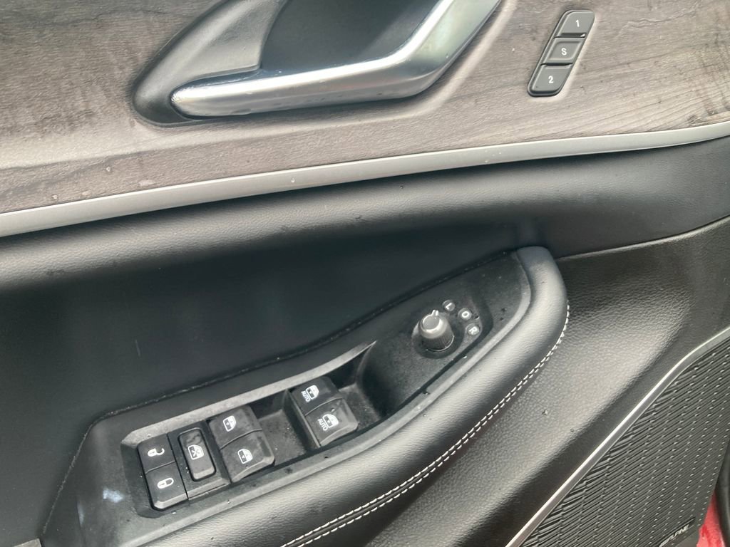 Used 2022 Jeep Grand Cherokee Limited image 14