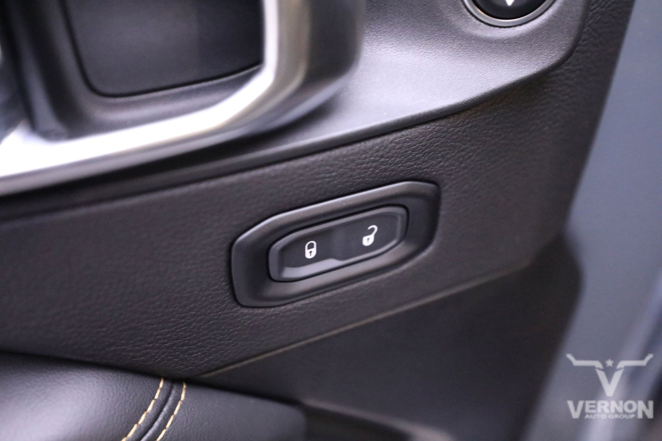 New 2024 Jeep Wrangler Sahara w/ Technology Group image 26