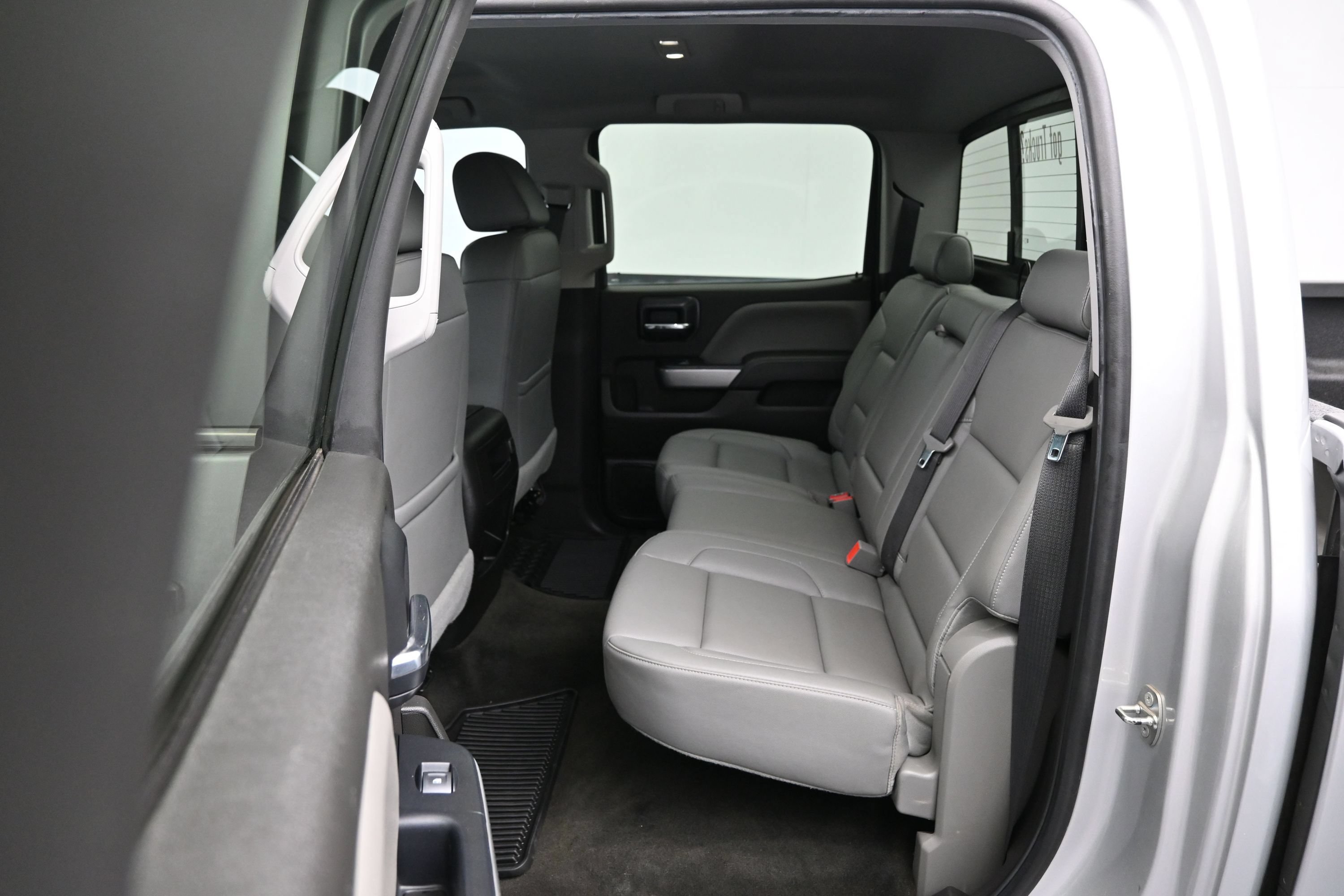 Used 2018 Chevrolet Silverado 1500 LTZ Z71 AWD/4WD image 11
