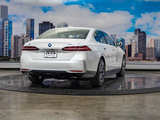 Used 2027 BMW i5 xDrive40 w/ Premium Package AWD/4WD image 8