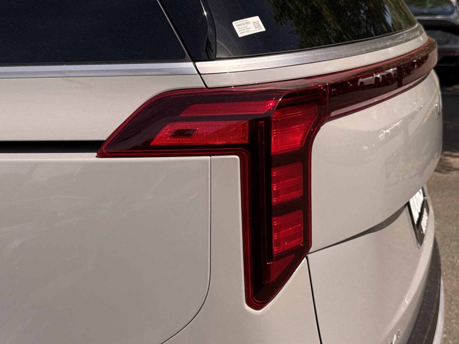 New 2026 Kia Carnival EX FWD image 22