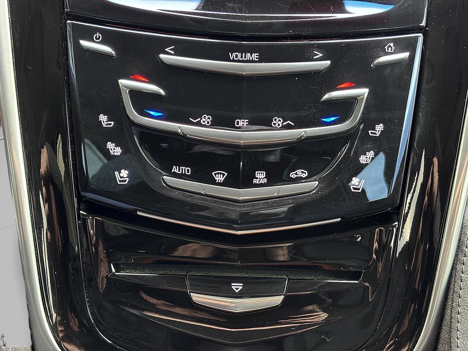 Used 2020 Cadillac Escalade Luxury image 28