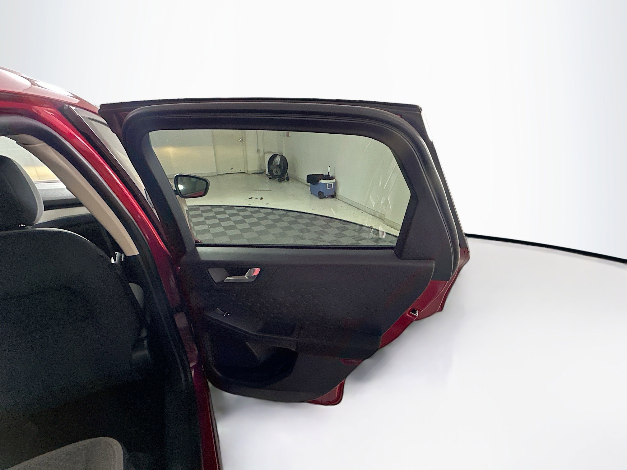 Used 2020 Ford Escape SE image 28