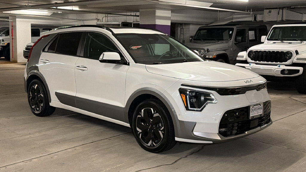 Certified 2023 Kia Niro Wave