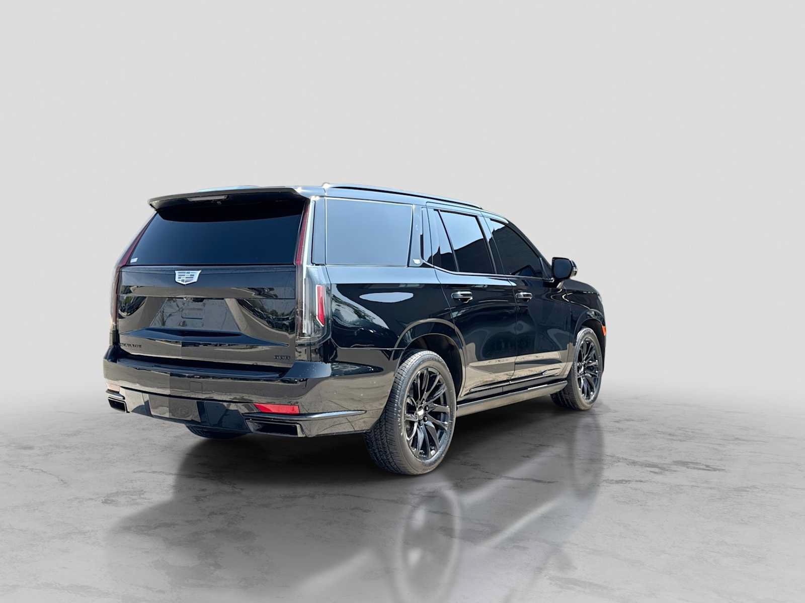 Used 2023 Cadillac Escalade Sport Platinum w/ LPO, ONYX Package AWD/4WD image 6
