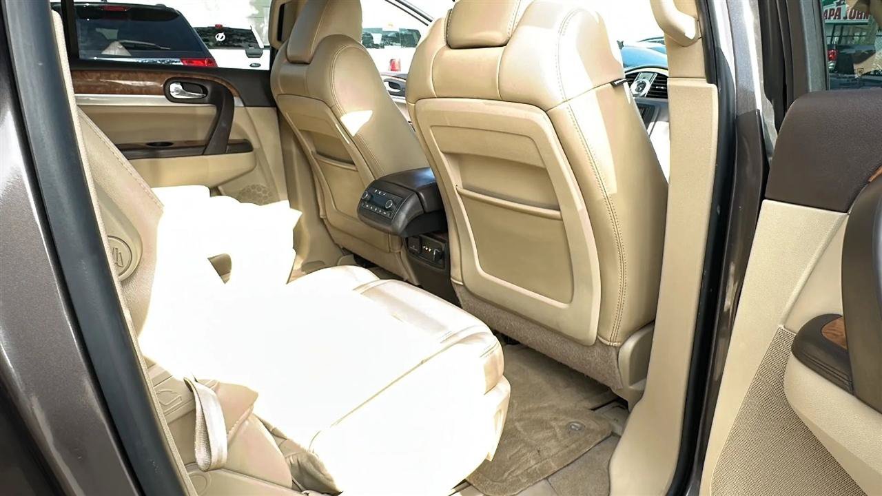 Used 2011 Buick Enclave CXL AWD/4WD image 29