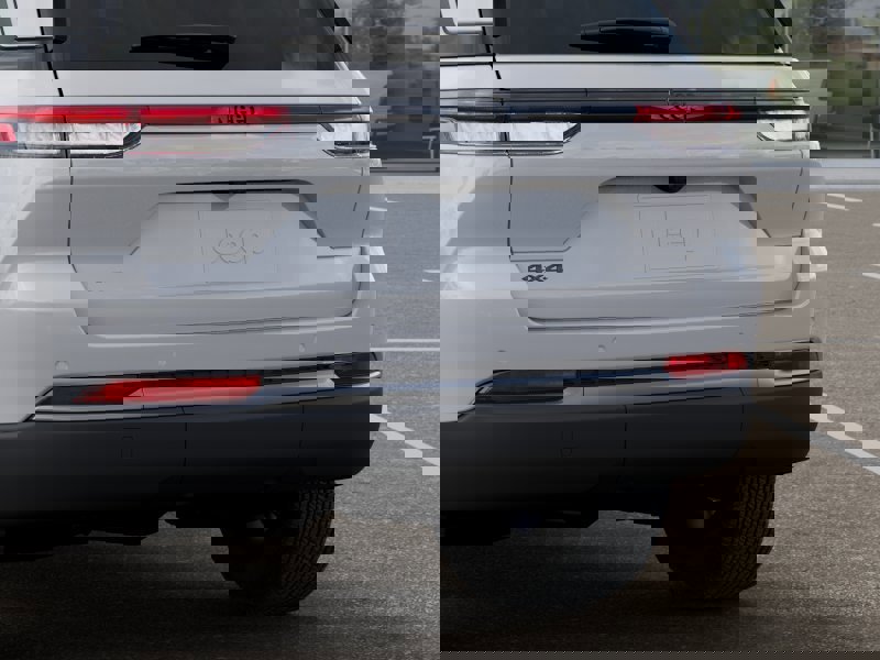 New 2026 Jeep Grand Cherokee Altitude image 39