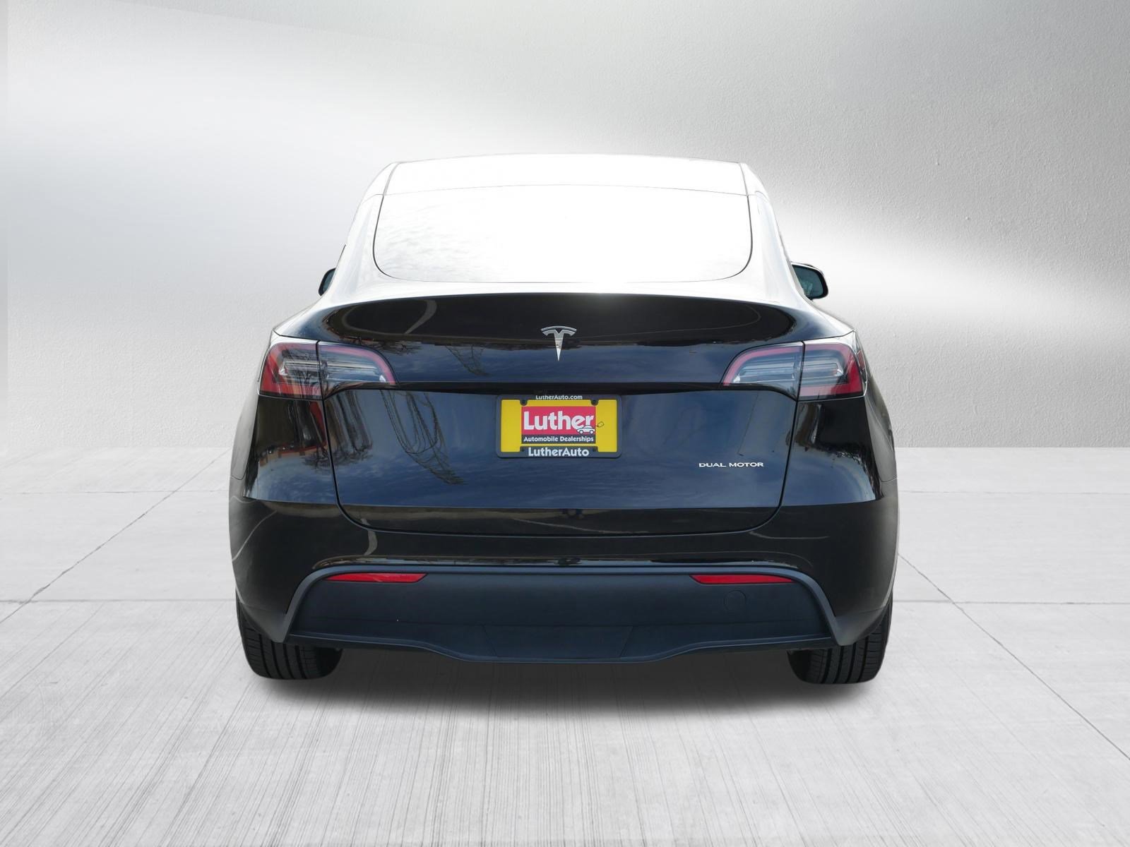 Used 2024 Tesla Model Y Long Range image 6