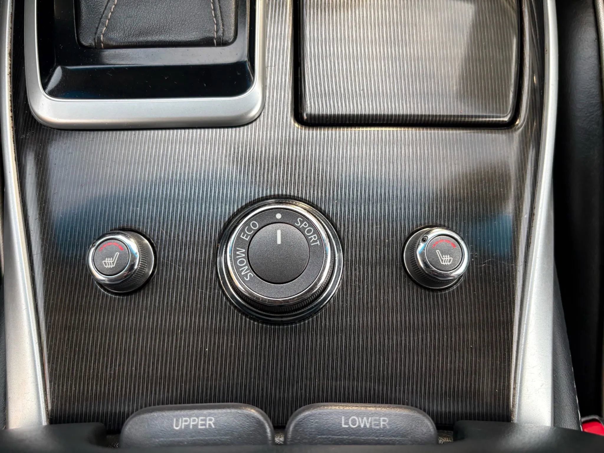 Used 2016 INFINITI QX60 3.5 Sport Utility 4D image 20