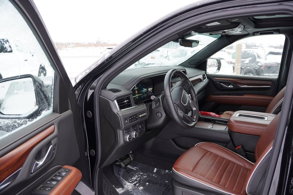 Certified 2024 GMC Yukon Denali Ultimate image 16