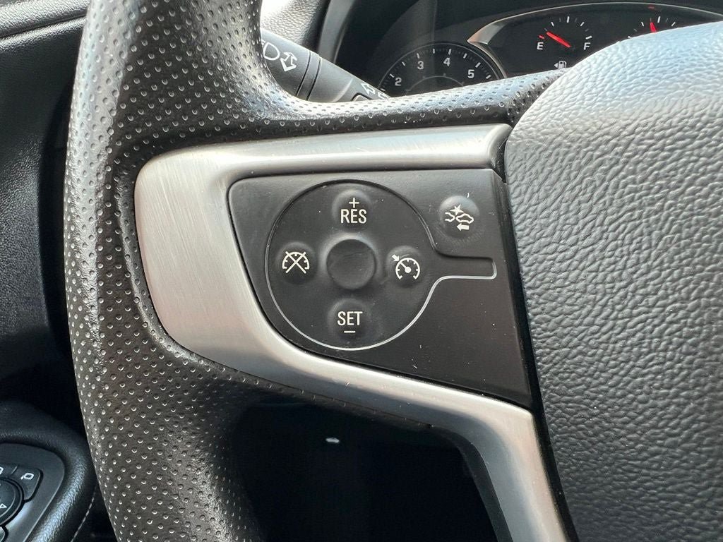 Used 2024 GMC Terrain SLE FWD image 17