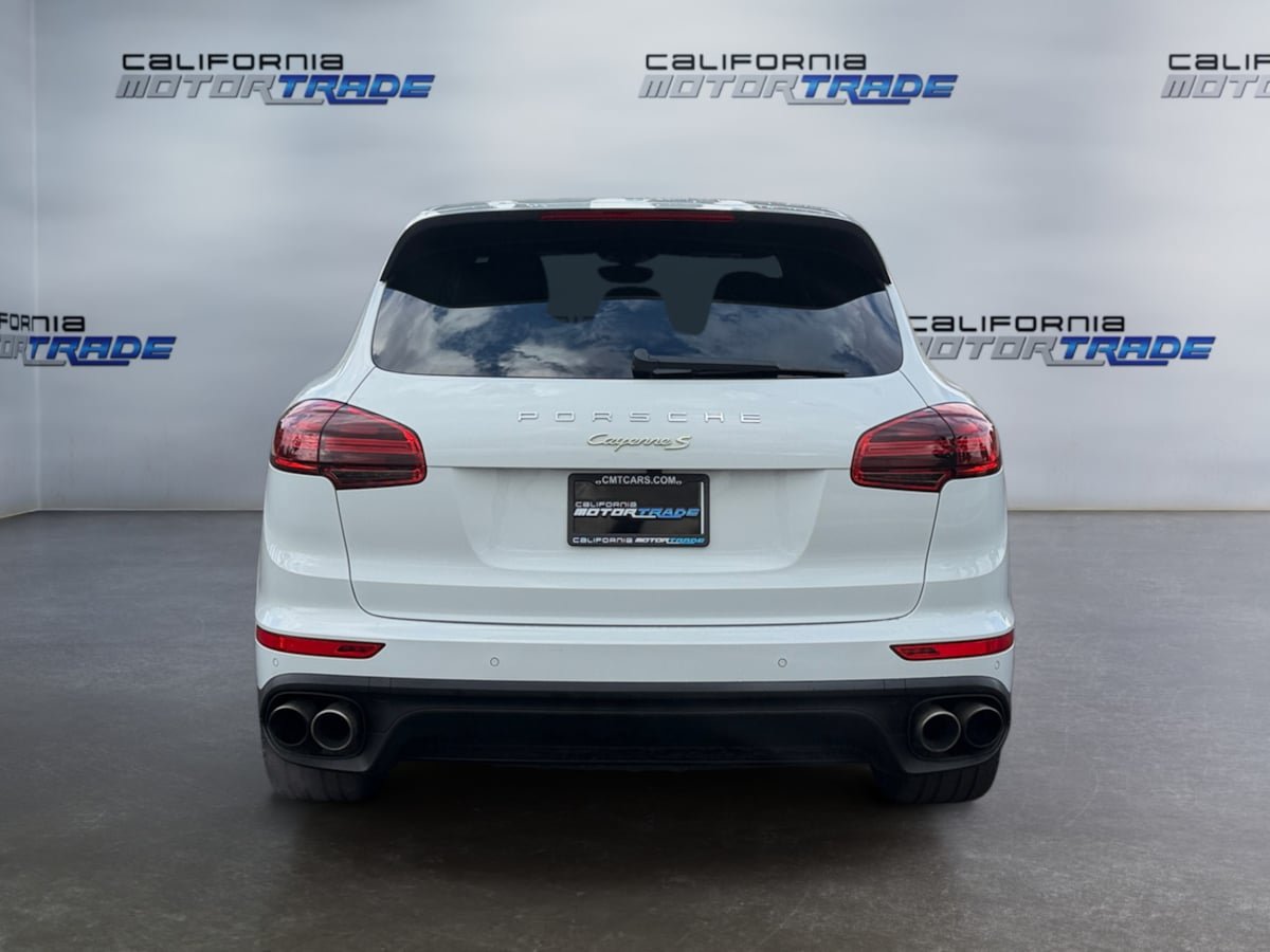 Used 2016 Porsche Cayenne S AWD/4WD image 6