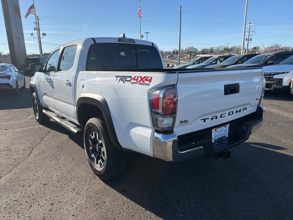 Used 2023 Toyota Tacoma TRD Off-Road image 5