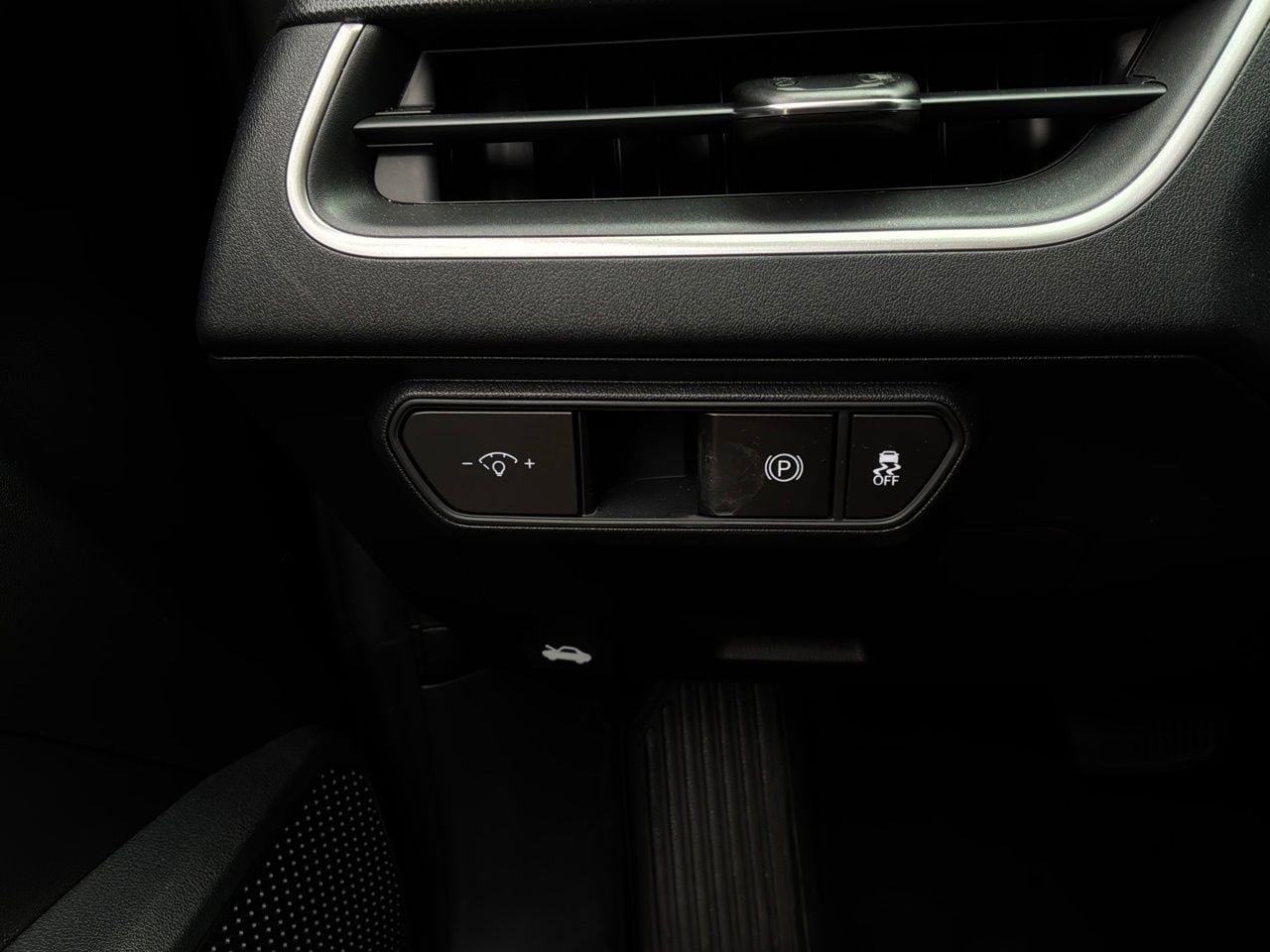 Used 2025 Kia K4 FWD image 21