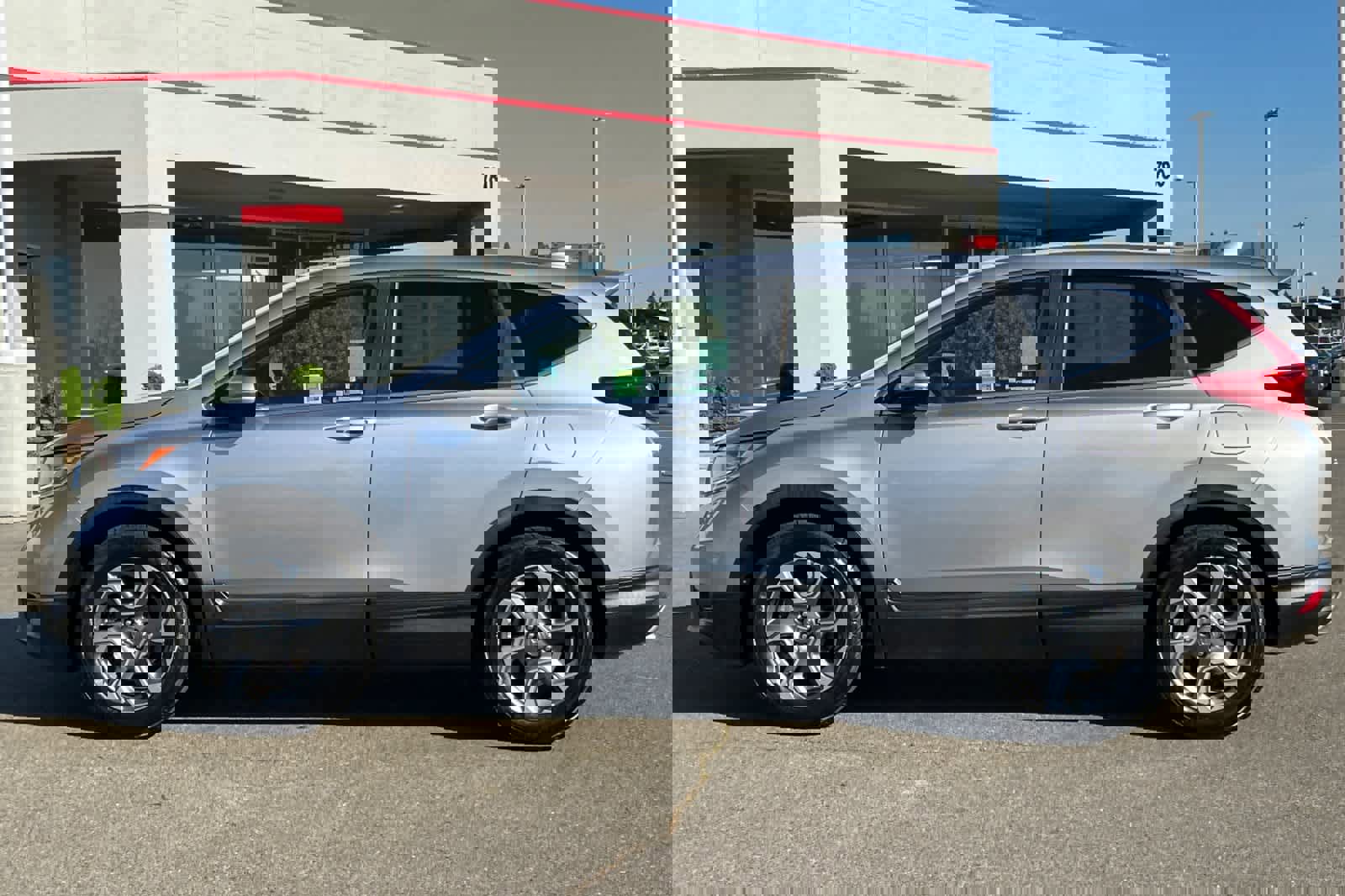 Used 2018 Honda CR-V EX image 9