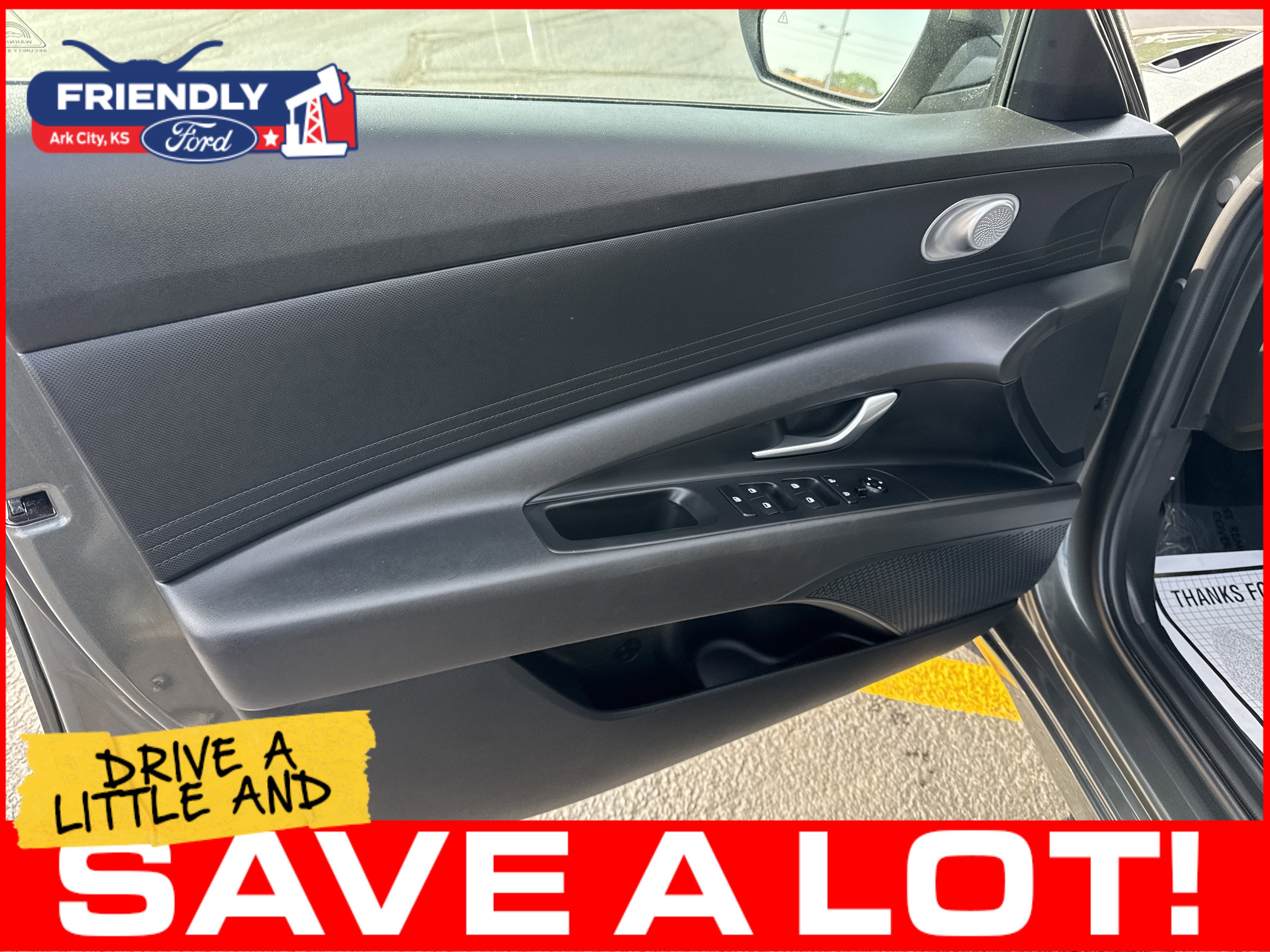 Used 2024 Hyundai Elantra SEL FWD image 11