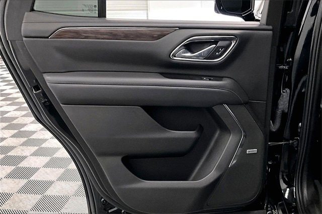 Used 2021 Chevrolet Tahoe Z71 w/ Luxury Package image 19