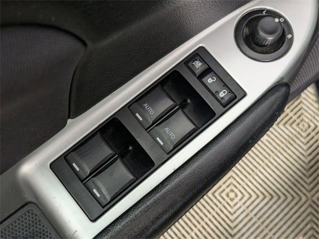 Used 2014 Chrysler 200 Touring image 15