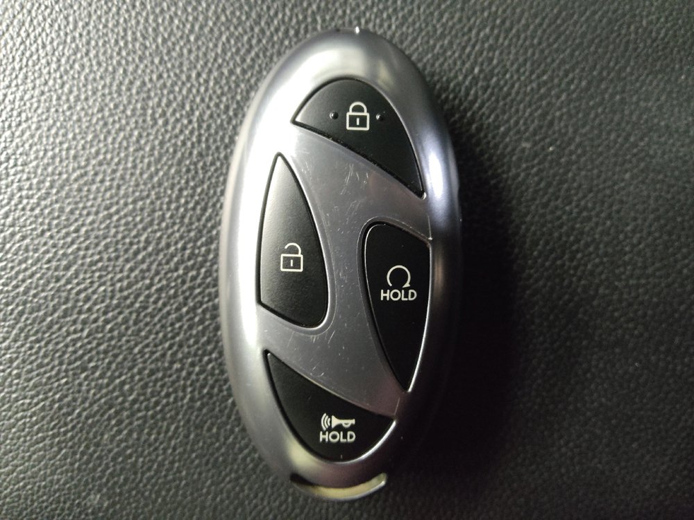 Used 2025 Hyundai Elantra Sport FWD image 32