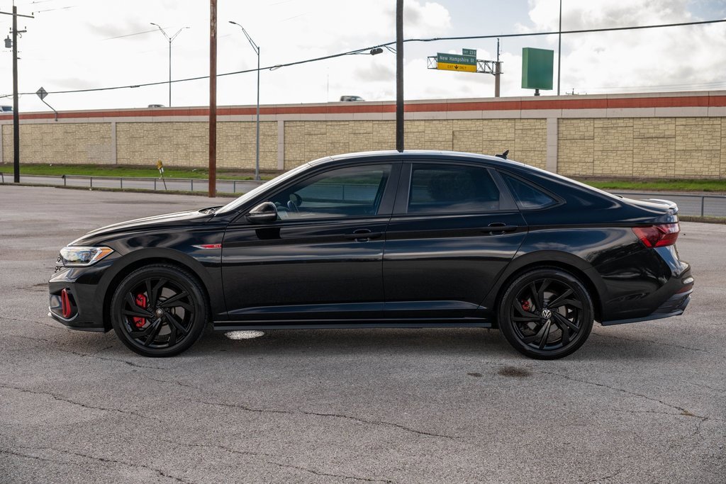 Used 2024 Volkswagen Jetta GLI Autobahn w/ GLI Black Package image 4