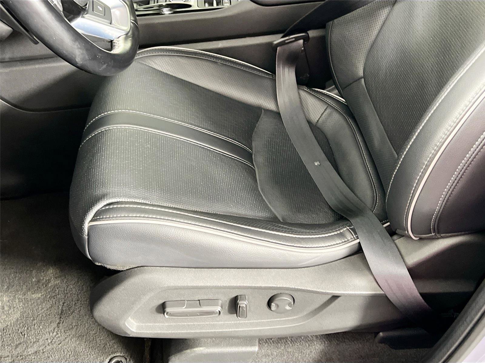 Used 2024 Honda Pilot Elite image 19