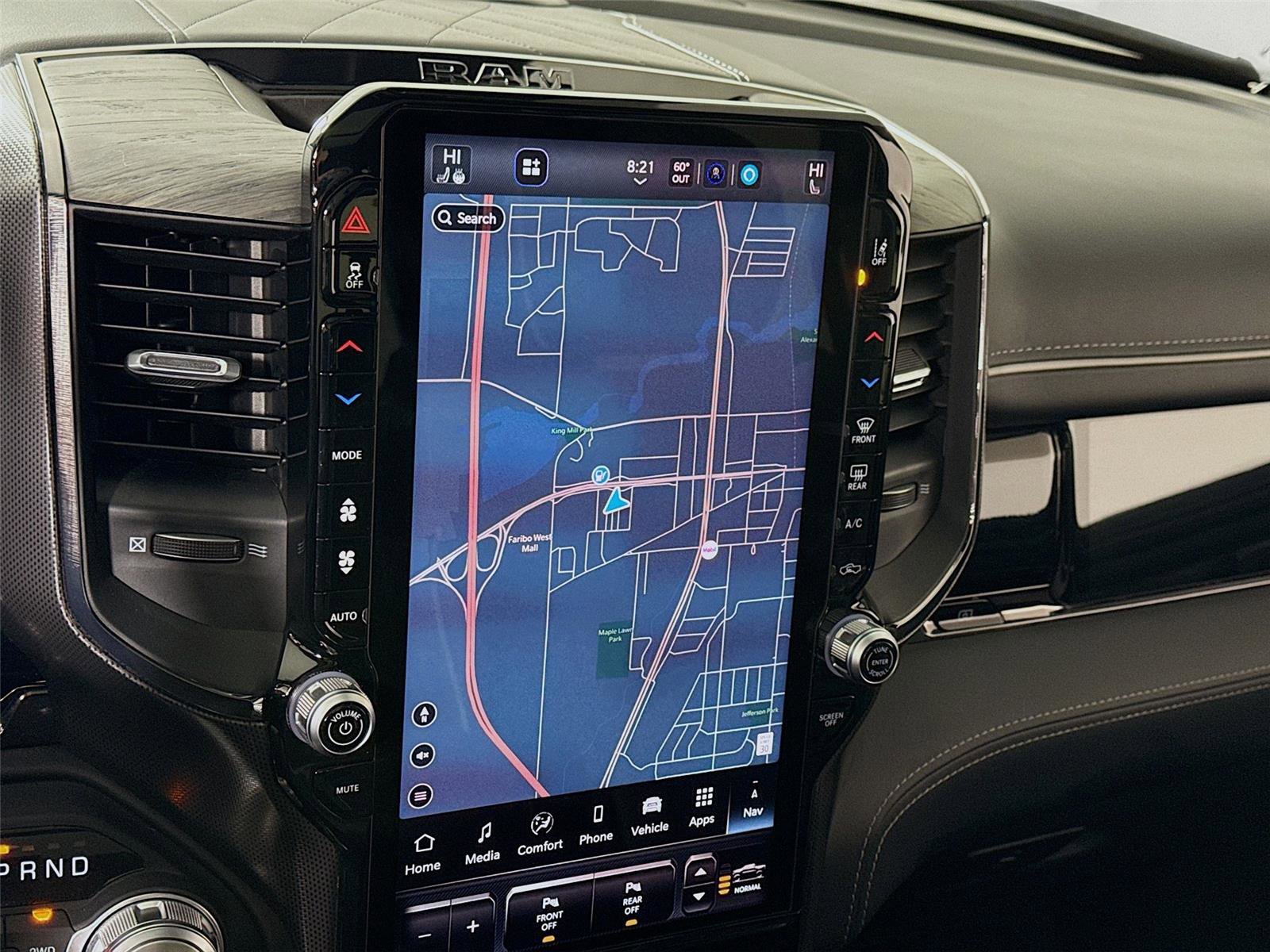 Used 2025 RAM 1500 Limited image 7