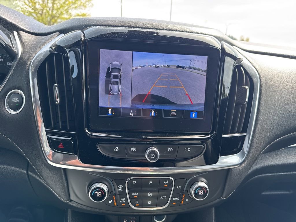 Used 2023 Chevrolet Traverse LT w/ LT Premium Package image 19